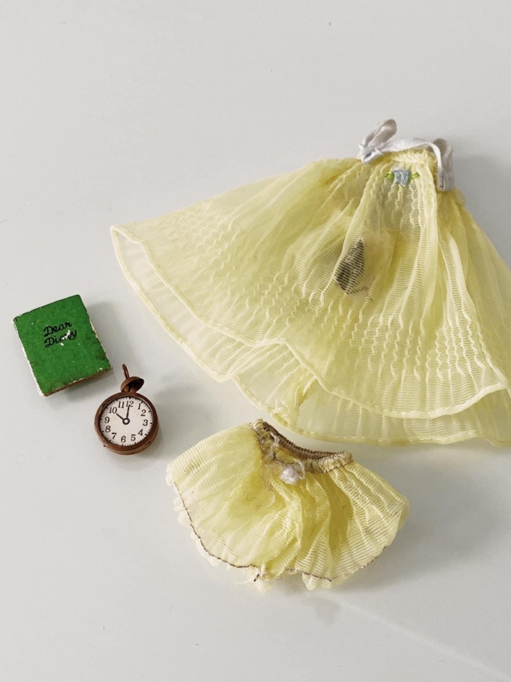 Sweet dreams vintage yellow pajama set with alarm clock and diary. #973